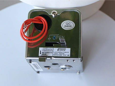 清潔和維護(hù)電動(dòng)二通閥的內(nèi)部結(jié)構(gòu)需用到什么-艾德默閥門